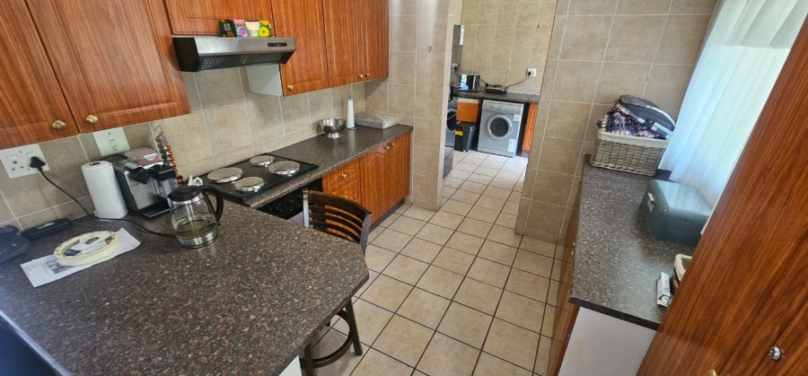 3 Bedroom Property for Sale in Safari Gardens North West
